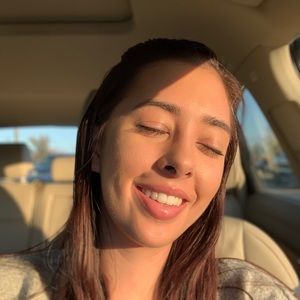 Meet your Posher, Brianna